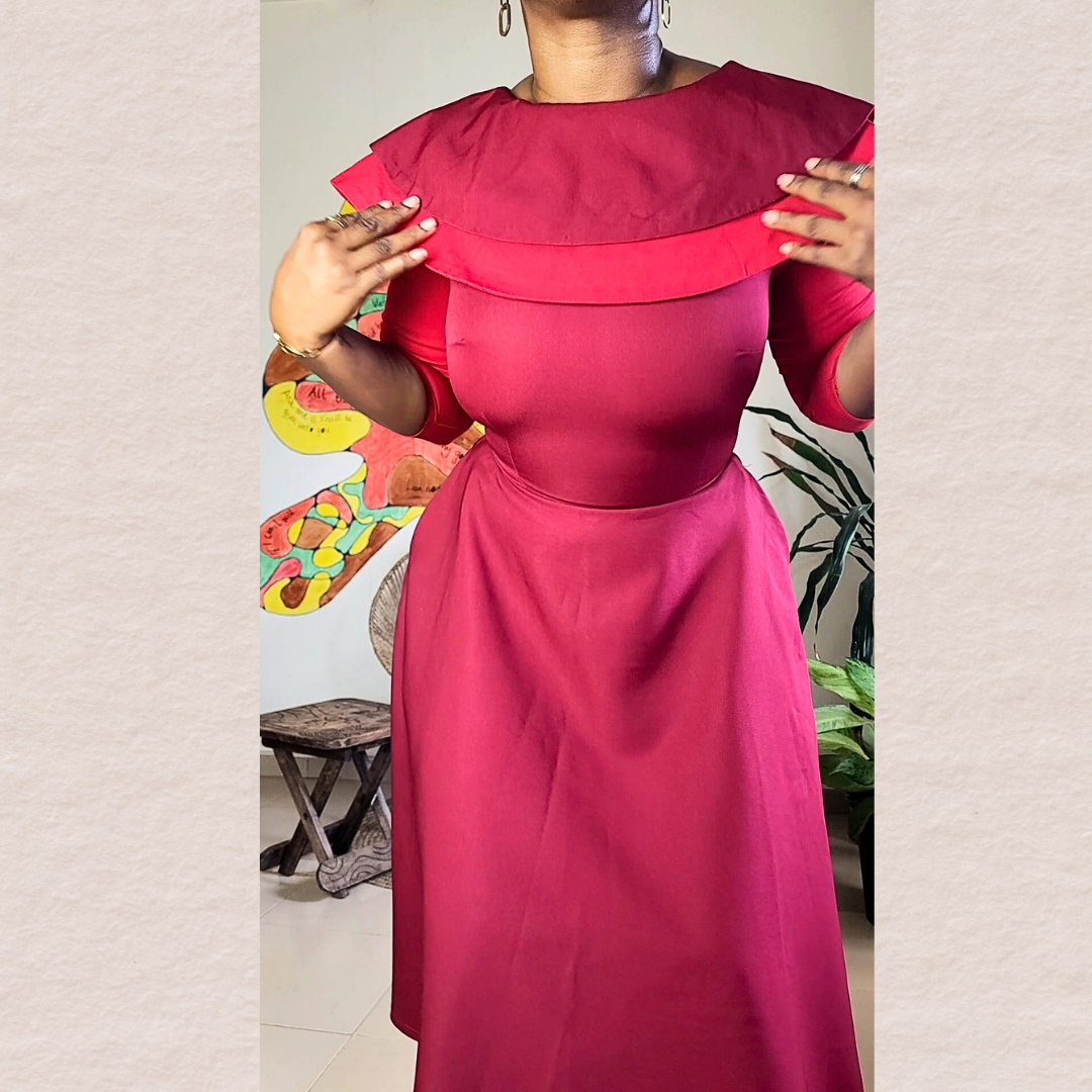 .Tope Cape Dress