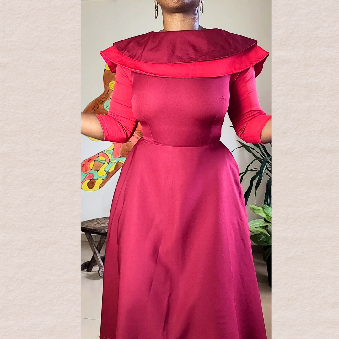 .Tope Cape Dress