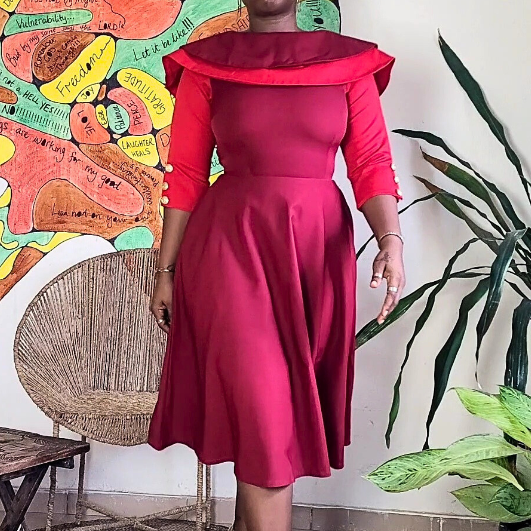 .Tope Cape Dress