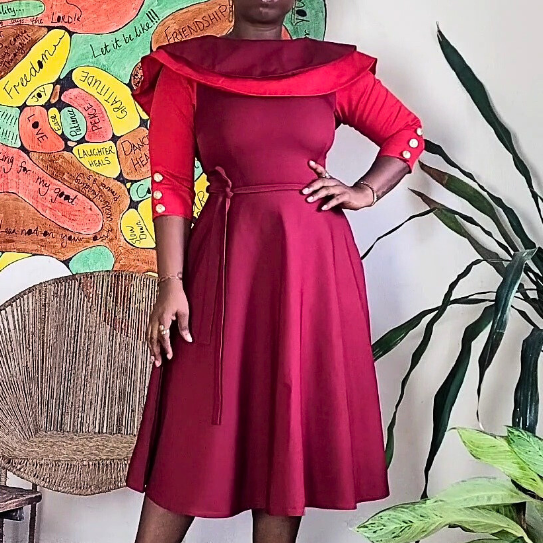 .Tope Cape Dress